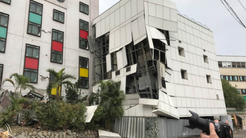 花蓮地震統帥飯店倒塌情形
